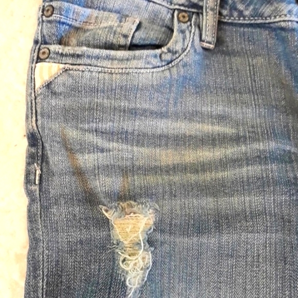 Bullhead Sz 1 Distressed Modest Denim Shorts - Picture 6 of 11